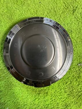 BECCA Metallic Silver Pressed Highlighter Compact